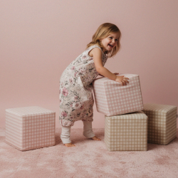 SOVEPOSE/NATTPOSE MED BEN 5r + BLOOM  (116-128cm)