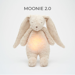 MOONIE KANIN 2.0 ORGANIC SAND Sovebamse med lyd og lys