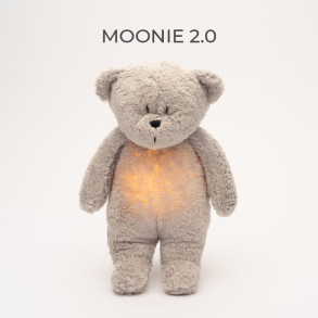 MOONIE FRIEND 2.0 ORGANIC GRAY NATUR Sovebamse med lyd og nattlampe